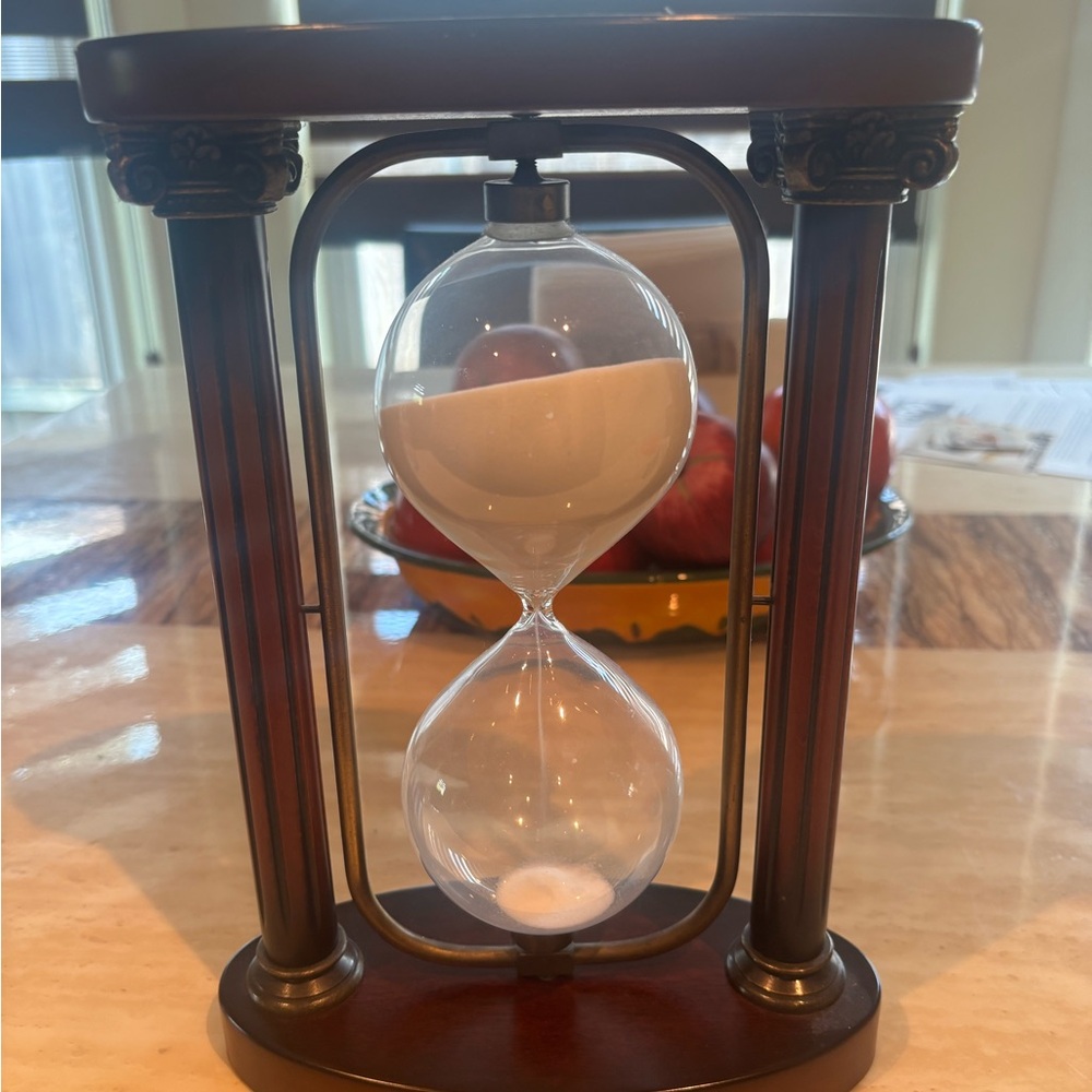 Elegant Wooden Hourglass Timer